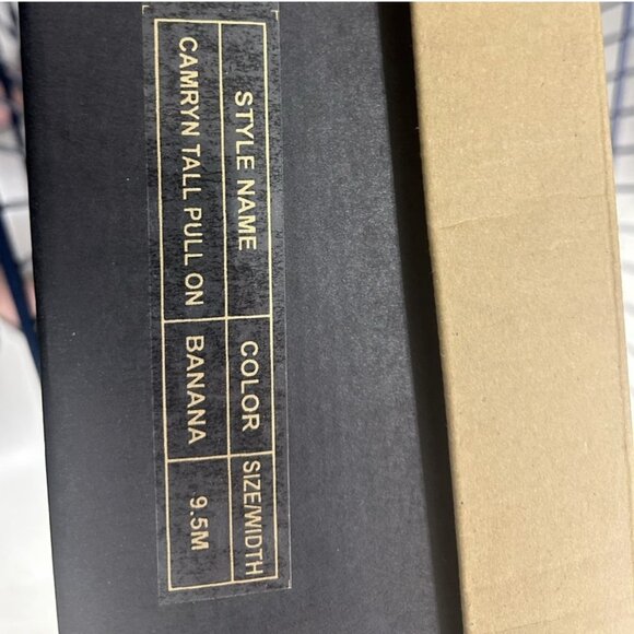 Frye Campus Boot “Camryn” in color Banana size 9.5 NWT new in box - Picture 3 of 11